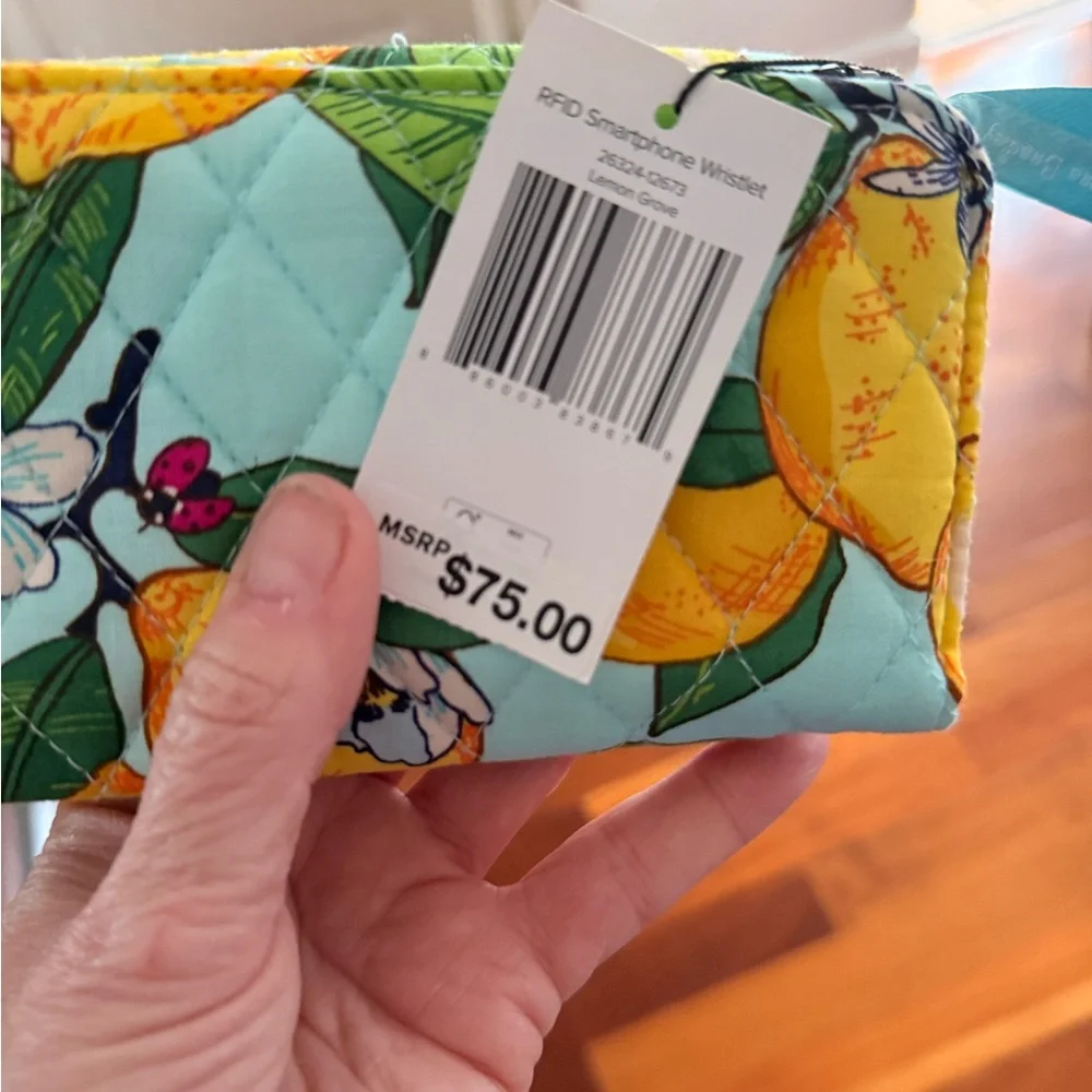 Vera Bradley Wallet/Wristlet - Picture 5 of 5